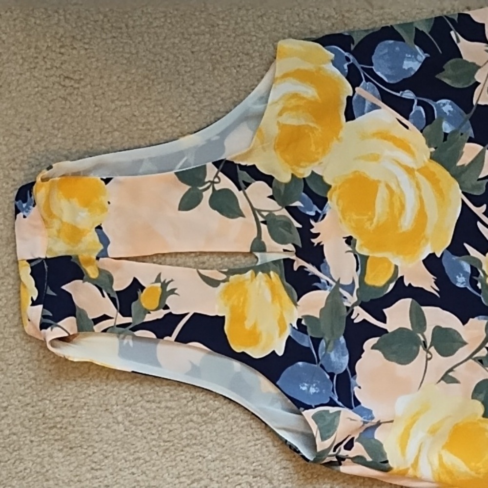 Lulu's Yellow and Blue Floral Mini Dress EUC - Picture 6 of 9